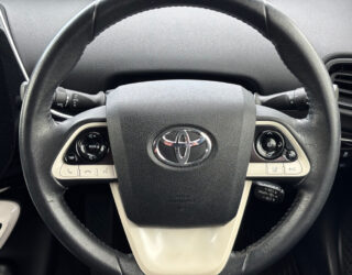 2017 Toyota Prius S Safety Plus image 310504