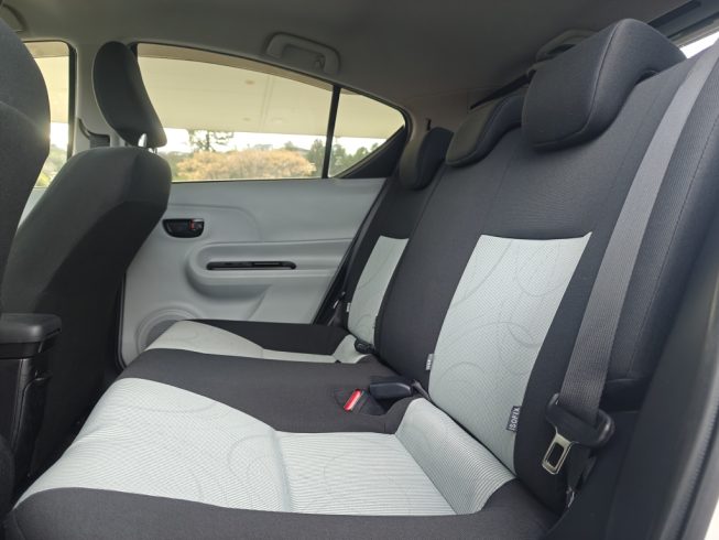2012 Toyota Aqua S Model, Push Start, Reverse Camera image 276550
