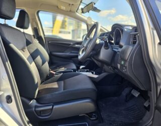 2014 Honda Fit Hybrid F-Package image 298082