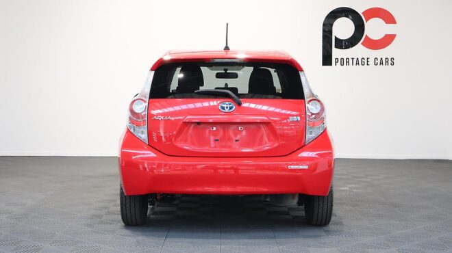 2012 Toyota Aqua S Model/ Low Kms / Push Button Start image 314514