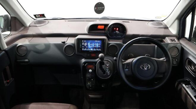 2014 Toyota Spade G Model/ Push Start/ NZ Radio/ Reverse Camera image 314791