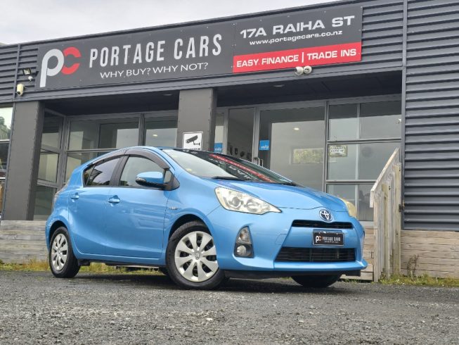 2012 Toyota Aqua S Model/ Low Kms / Push Button Start image 285078