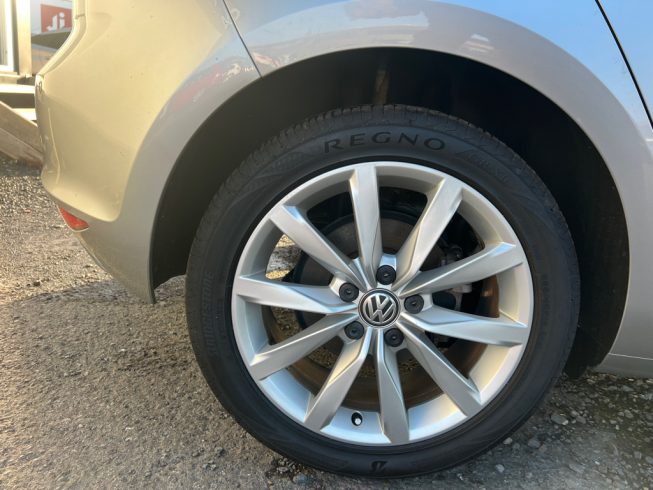 2013 Volkswagen Golf TSI Highline Blue Motion 1.4L image 285967