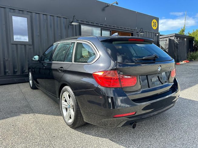 2013 Bmw 320i Touring Sport/ Reverse Camera/ Paddle Shift/ Steering Controls image 277286