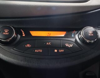 2012 Toyota Vitz U Smart Stop Package, Heated Seats image 311982