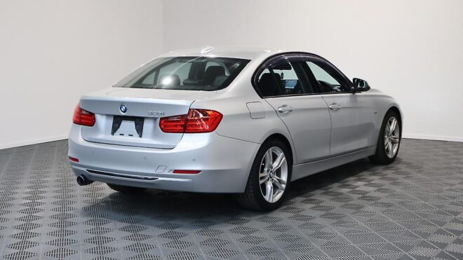 2012 Bmw 320i Sports/ Leather/ Cruise Control image 311608