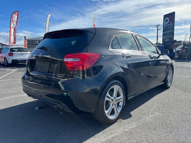 2014 Mercedes-benz A 180 image 276282