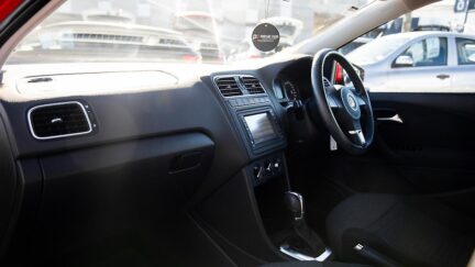 2012 Volkswagen Polo 1.2l / Tsi Bluemotion image 284330