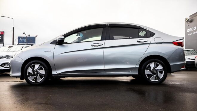 2015 Honda Grace Hybrid LX image 303859