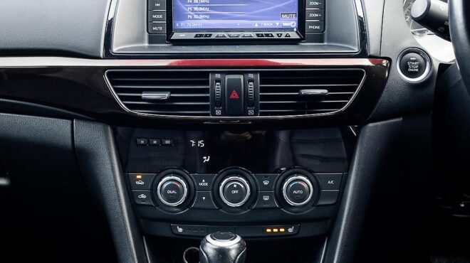 2013 Mazda Atenza 25S L Pkg Wagon – Leather Interior image 305456