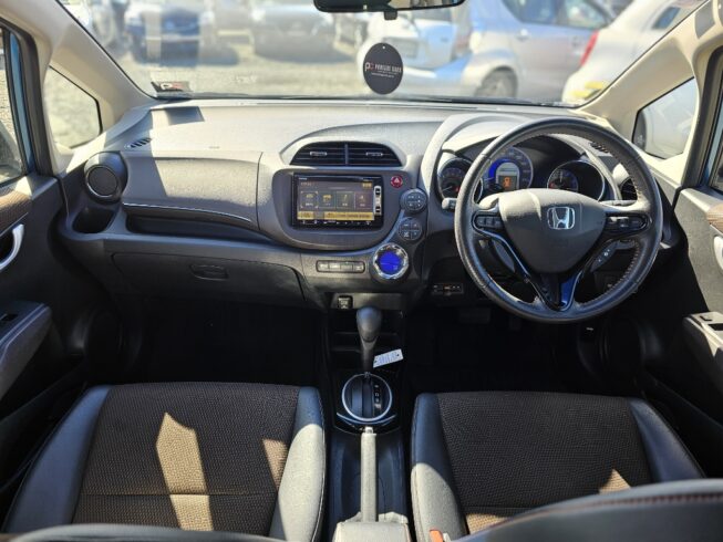 2012 Honda Fit Shuttle Hybrid image 300740