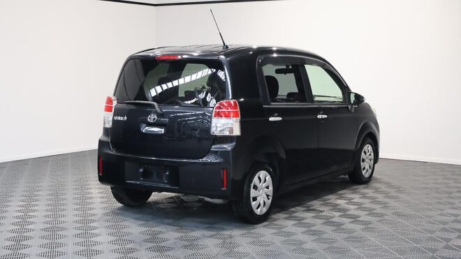 2012 Toyota Spade F Model/ Reverse Camera/ Passenger Electric Slide Door image 310668