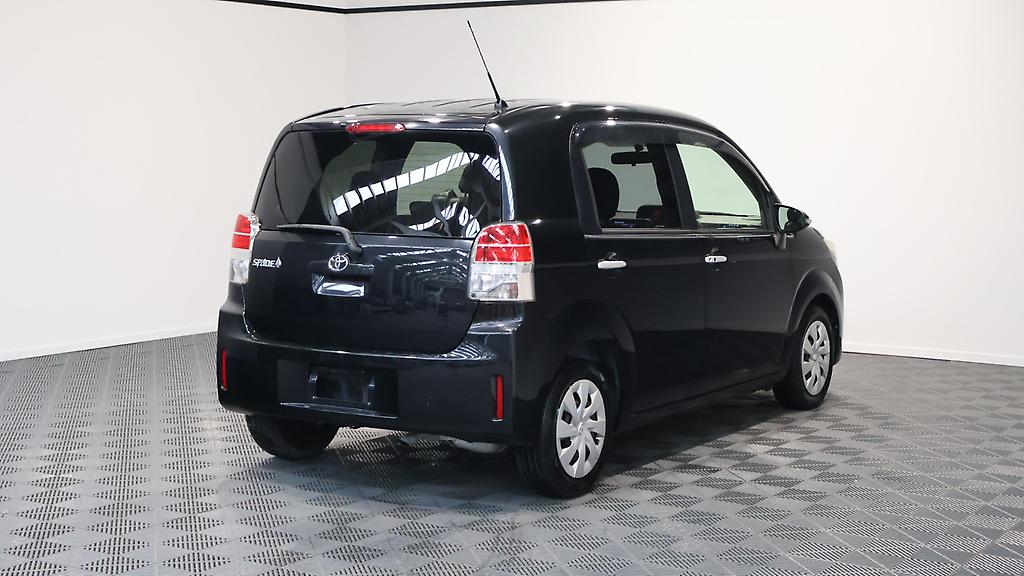 2012 Toyota Spade F Model/ Reverse Camera/ Passenger Electric Slide Door image 310668