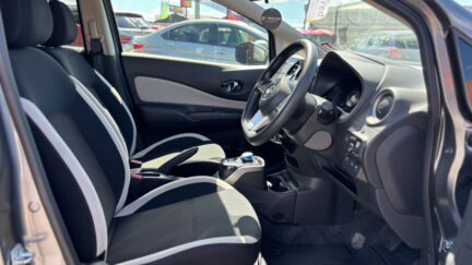 2017 Nissan Note E-Power X image 276852