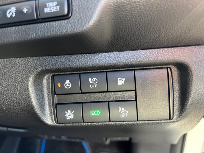 2018 Nissan Leaf G Model – Pro Pilot – English Dash & Stereo 84% SOH image 286065