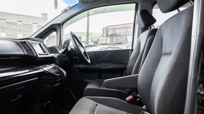 2012 Honda Step Wagon Z HDD Navi Edition image 315684