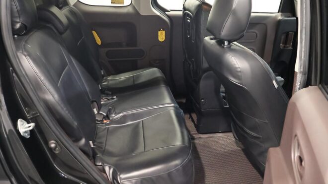 2012 Toyota Spade F Model/ Reverse Camera/ Passenger Electric Slide Door image 310674