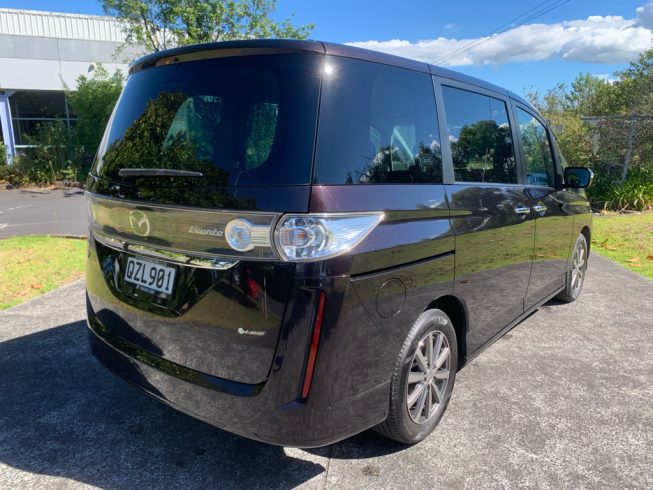 2010 Mazda Biante i-Stop Smart Edition image 284889