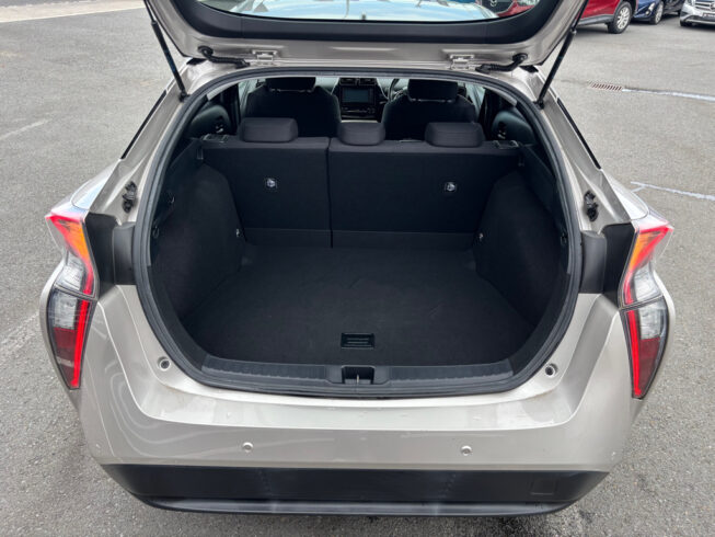 2017 Toyota Prius S Safety Plus image 310502