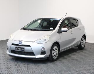 2012 Toyota Aqua G Model/ Push Start/ Reverse Camera/ Steering Wheel Controls image 318013