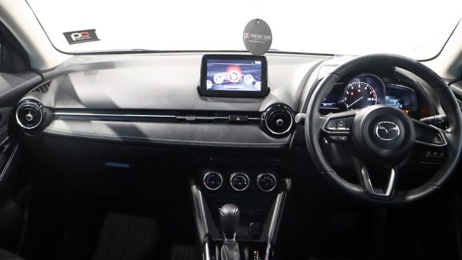 2017 Mazda Demio 13S Touring Safety Package image 310084