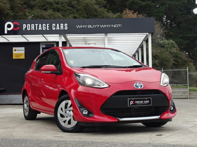 2019 Toyota Aqua G, Push Start, Reverse Camera, NZ Radio image 276914