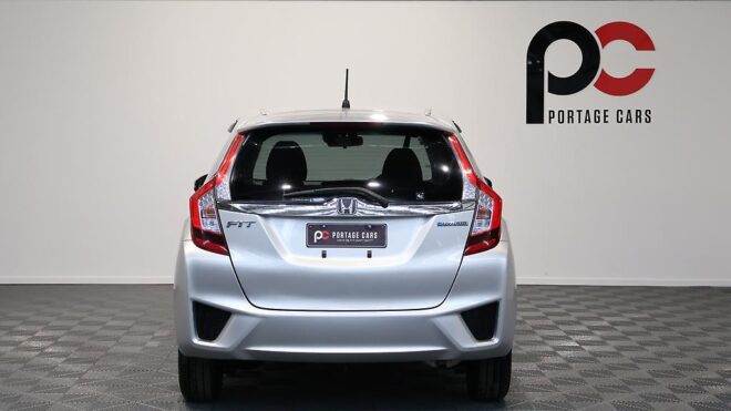 2013 Honda Fit Hybrid F-Package **Low KMS** image 305848