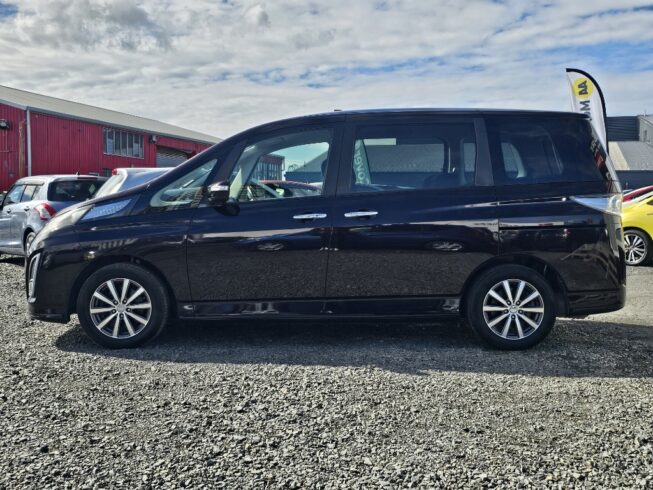 2010 Mazda Biante i-Stop Smart Edition image 298449