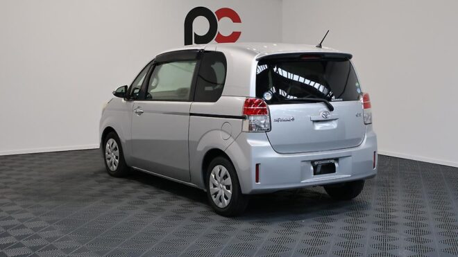 2012 Toyota Spade F Model, Low KMs, Push Start image 317340