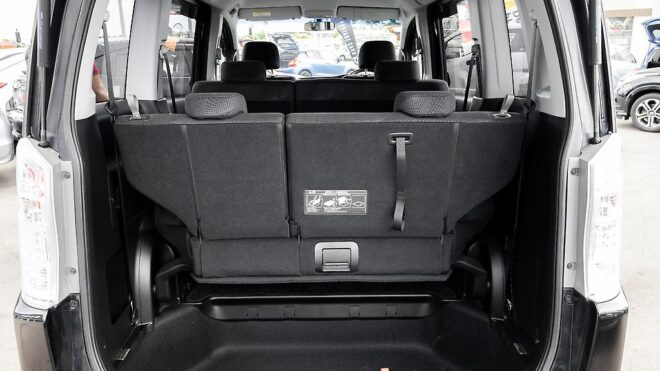 2012 Honda Step Wagon Spada Z HDD Navi Edition 8 Seater image 311130