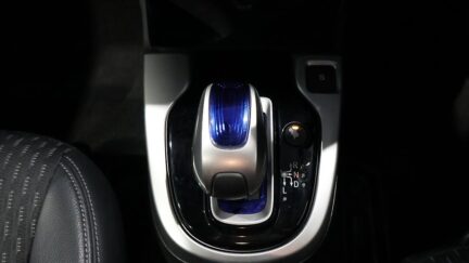 2013 Honda Fit Hybrid L Package, Cruise Control image 311435