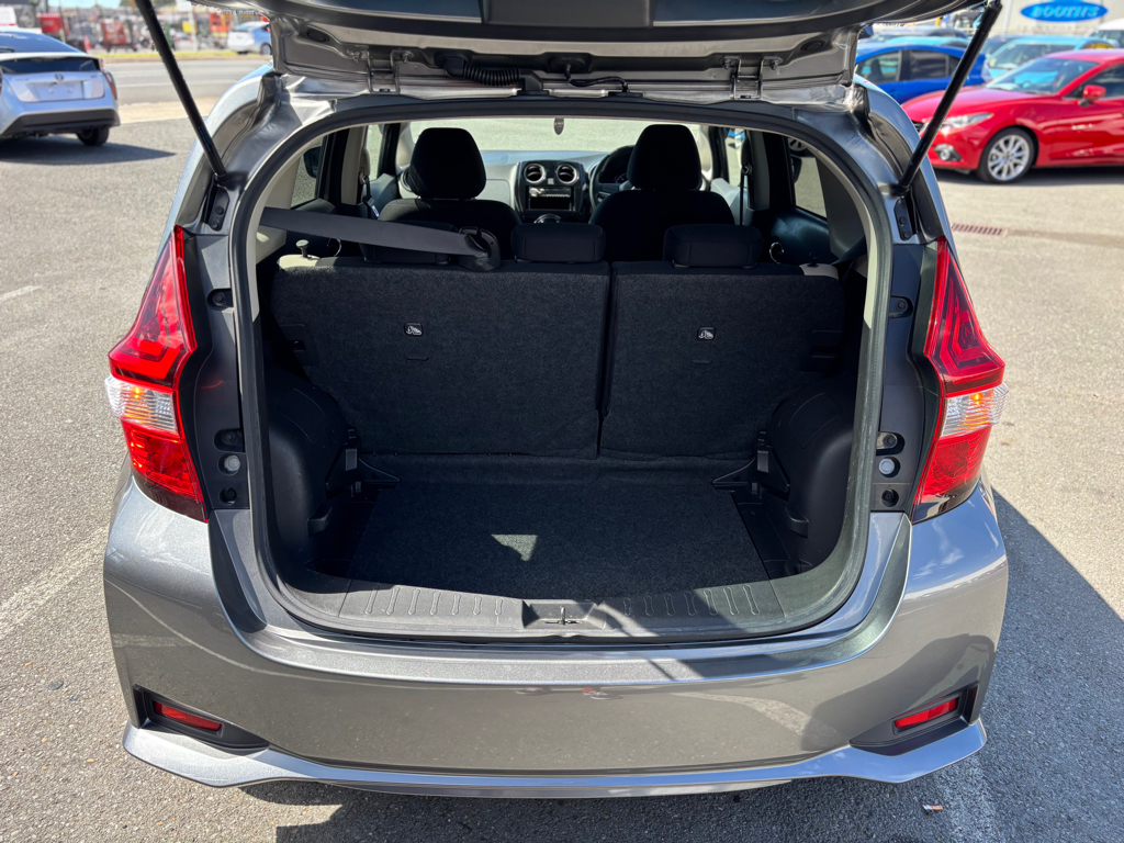 2017 Nissan Note E-Power X image 276856