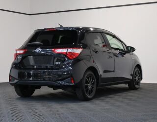 2017 Toyota Vitz Hybrid – Alloy Wheels image 313235