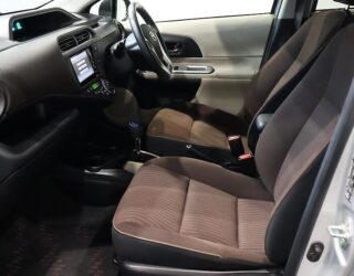 2012 Toyota Aqua G Model/ Push Start/ Reverse Camera/ Steering Wheel Controls image 318018