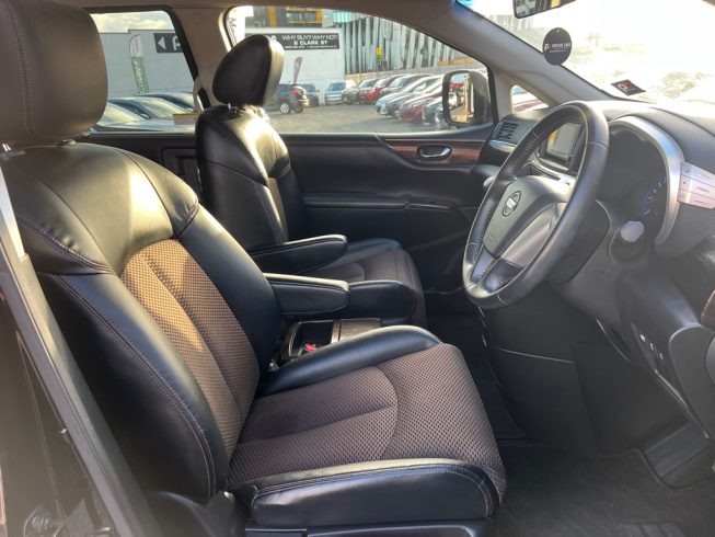 2012 Nissan Elgrand 250 Highway Star image 276745
