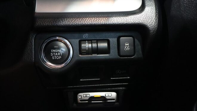 2012 Subaru Impreza Sport 2.0i Eyesight AWD image 310826