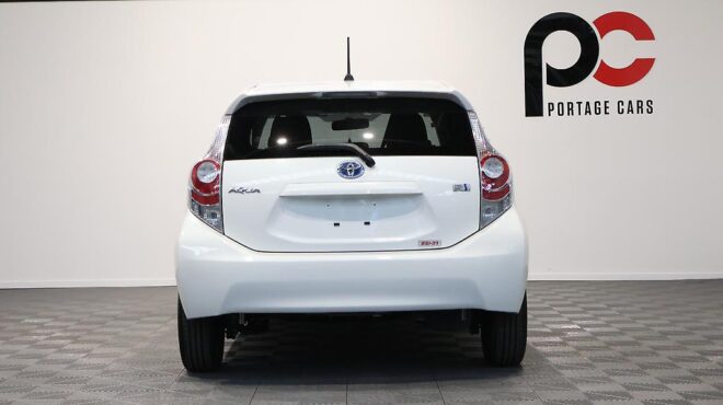 2013 Toyota Aqua S Model/ Push Start image 314171