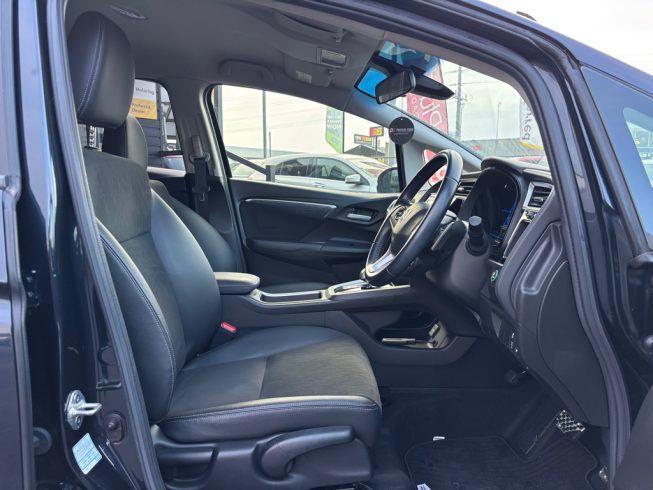 2016 Honda Shuttle Hybrid Z Style Edition image 286665