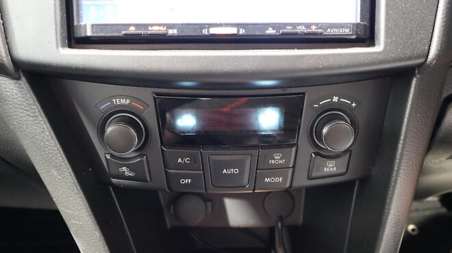 2015 Suzuki Swift XG image 319143