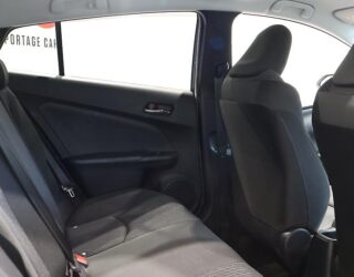 2017 Toyota Prius E Model/ Steering Wheel Controls/ Push Start image 304484