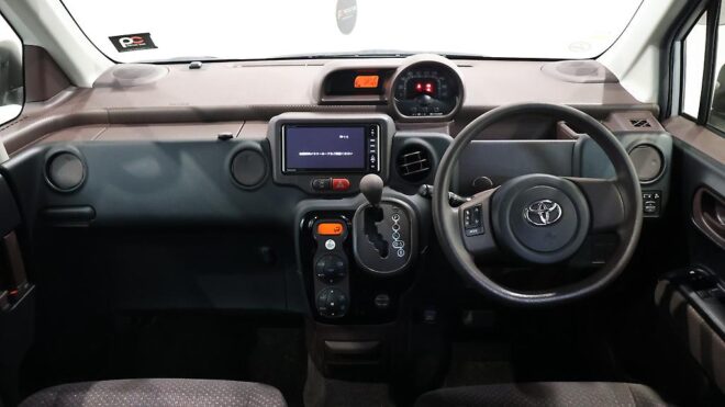 2012 Toyota Spade F Model, Low KMs, Push Start image 317348