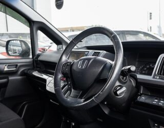 2012 Honda Step Wagon Z HDD Navi Edition image 315678