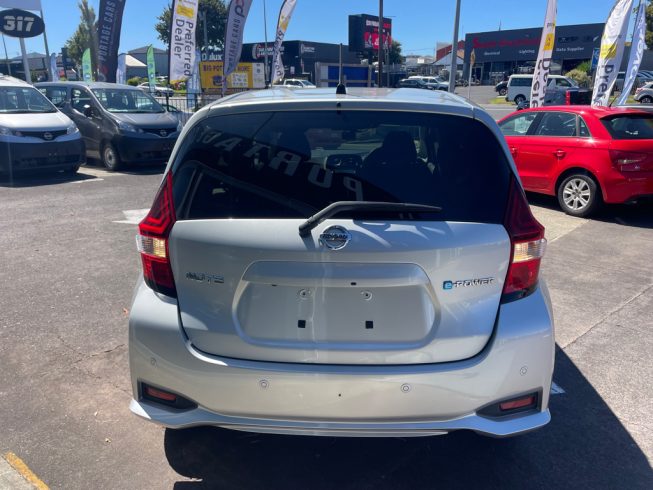 2017 Nissan Note E-Power X image 276581