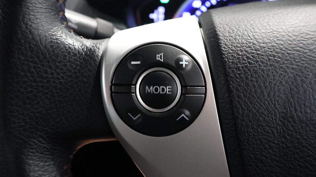 2014 Toyota Sai Modellista Bodykit image 315159