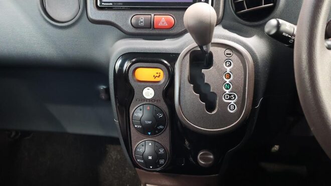 2012 Toyota Spade F Model, Low KMs, Push Start image 317353