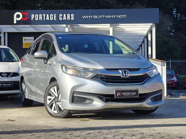 2015 Honda Shuttle Hybrid Low KMS image 290215