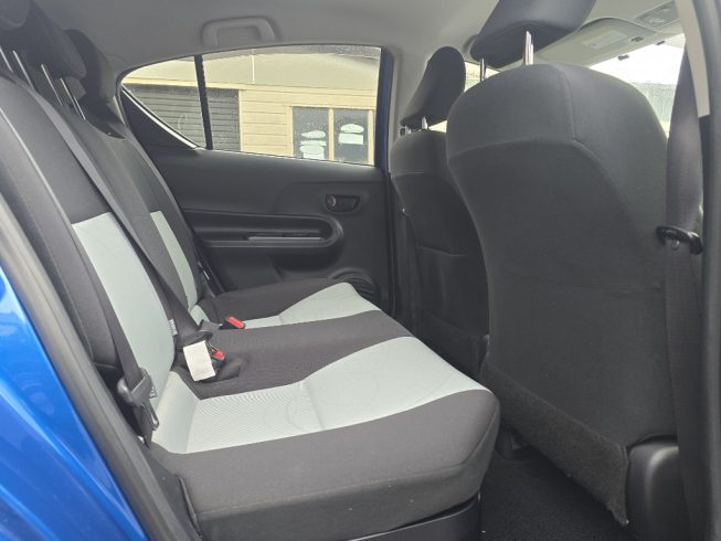 2013 Toyota Aqua S MODEL PUSH BUTTON START R/CAMERA image 284025