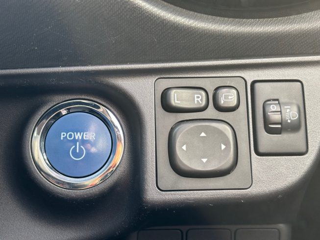 2015 Toyota Aqua image 276690
