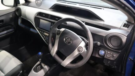 2013 Toyota Aqua S MODEL PUSH BUTTON START R/CAMERA image 313317
