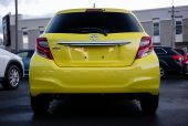 2014 Toyota Vitz U Spec, I stop image 284631